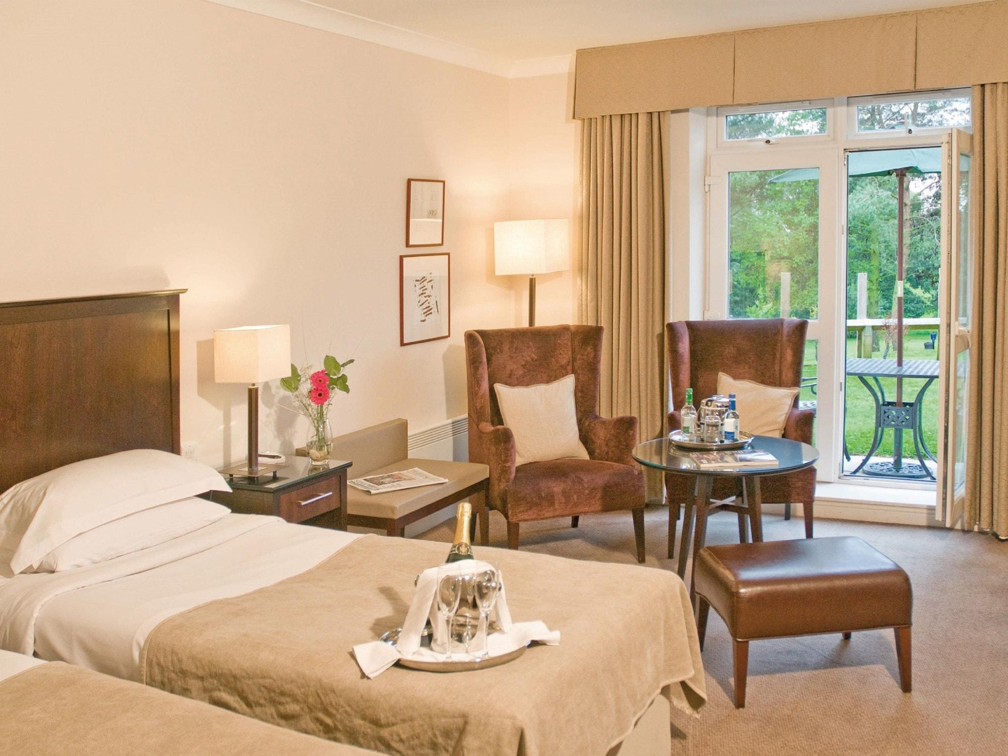 Macdonald Hill Valley Hotel, Spa & Golf Resort Whitchurch  Kültér fotó
